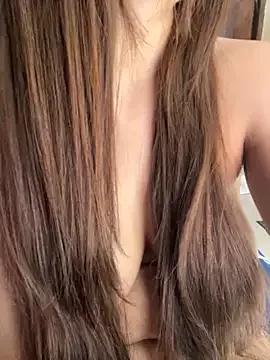 Queen_Shanuu on StripChat 