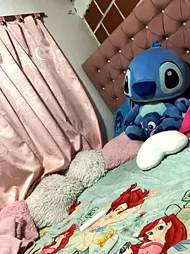 Rachellcooperrr on StripChat