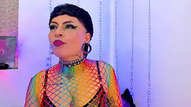 Freechat Rainnbow_ on StripChat