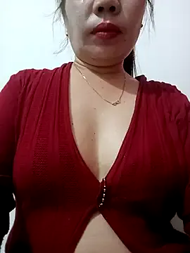 Reema_143 — Show nipples