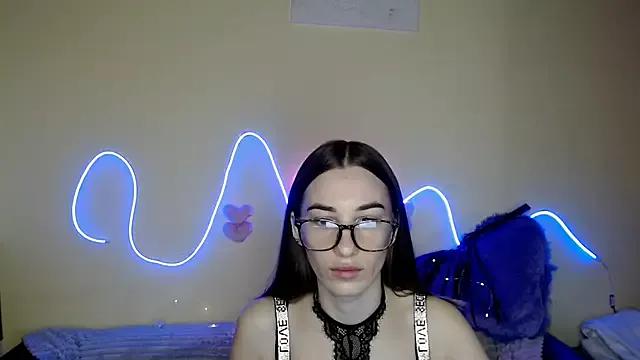 rosy_madison77 on StripChat 