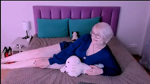 Private sabrinamacmarren on StripChat