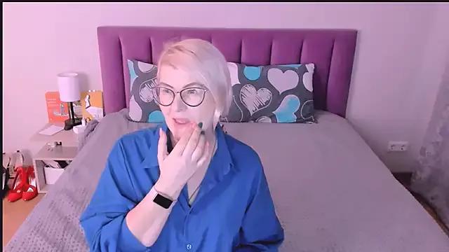 Private sabrinamacmarren on StripChat