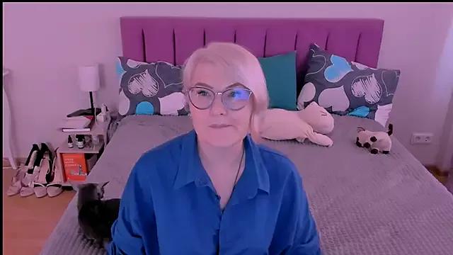 Private sabrinamacmarren on StripChat