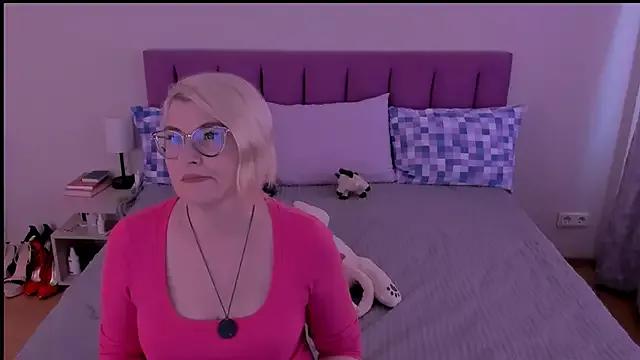 Private sabrinamacmarren on StripChat