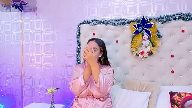 Freechat Sara_Desire on StripChat