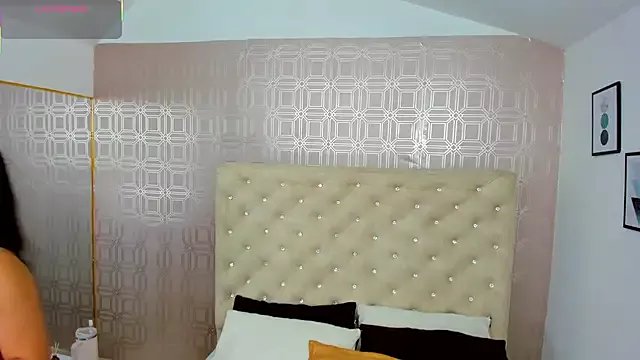 Freechat Sara_Desire on StripChat