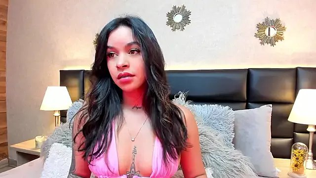 Freechat sarah_salis_ on StripChat