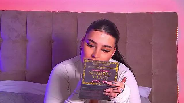 SaraOswald on StripChat 