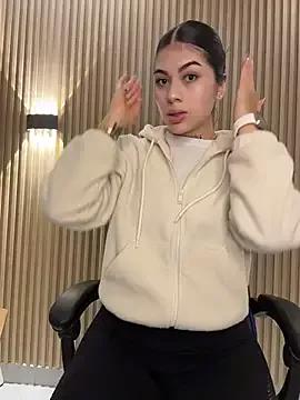 Sarasanders_4 on StripChat