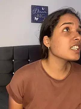 Selena_18x on StripChat 