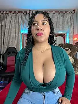 serena_willow on StripChat 