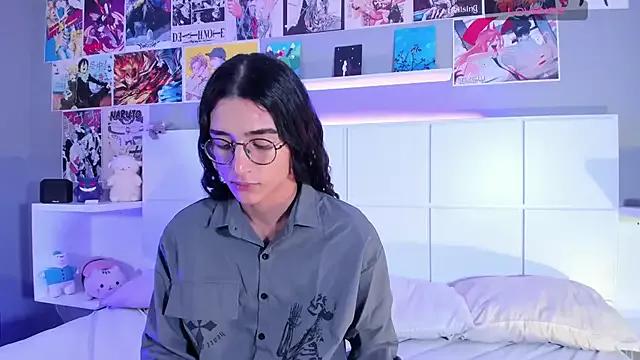 SheepyBoyx on StripChat 