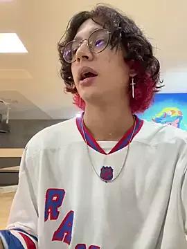 SheepyBoyx on StripChat 