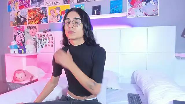 SheepyBoyx on StripChat 