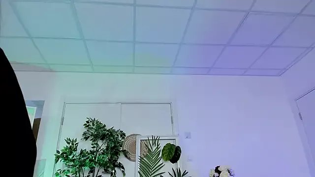 Freechat Sima_Wendy on StripChat