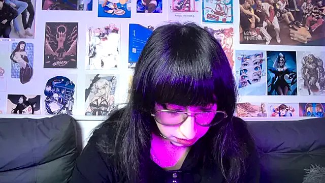 Freechat snowblack_ on StripChat