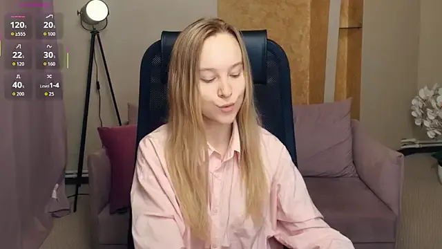 SoonMoor on StripChat