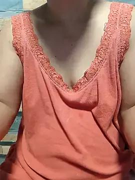 Freechat squirtshantal on StripChat