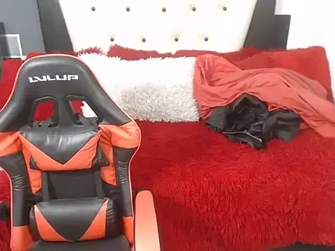 stephanieparadis25 — show cum