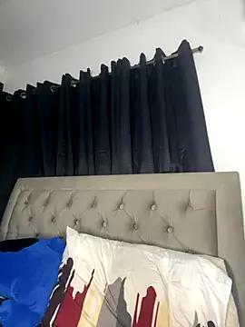 sweethoneytsx on StripChat 