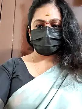 Freechat Sweetie_swetha37 on StripChat