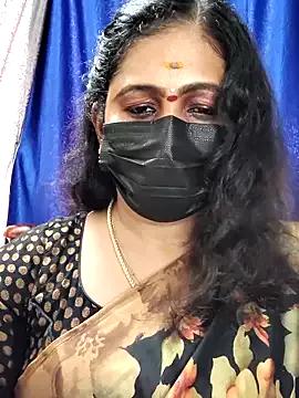 Freechat Sweetie_swetha37 on StripChat