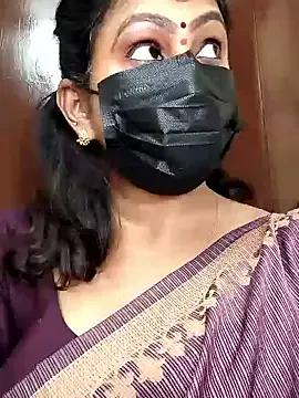 Freechat Sweetie_swetha37 on StripChat