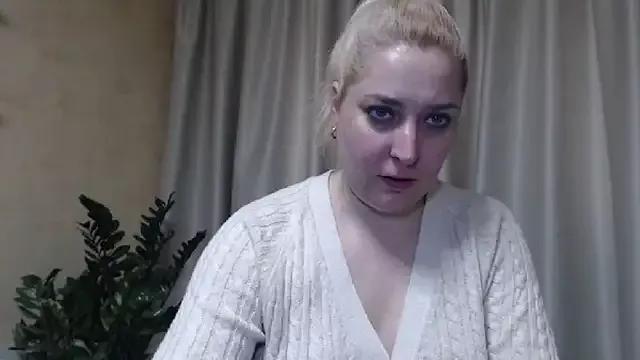 sweetpussy13 on StripChat 