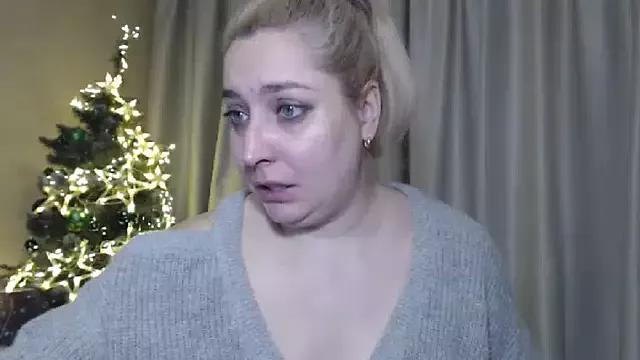 sweetpussy13 on StripChat 