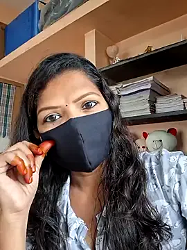 Tamil_Dharani — Freechat on StripChat