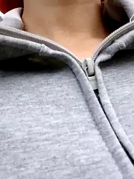 tara_0000 on StripChat 