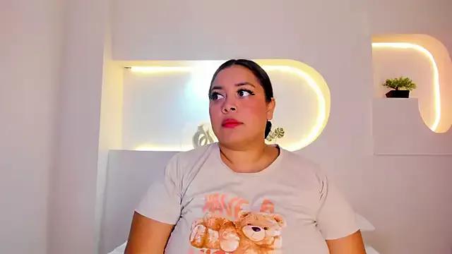 tatijara on StripChat 