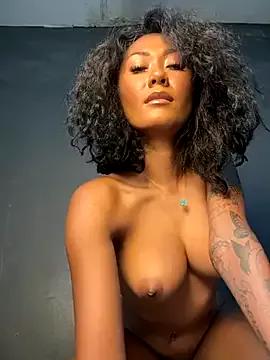 Freechat thai-dreamgirl on StripChat