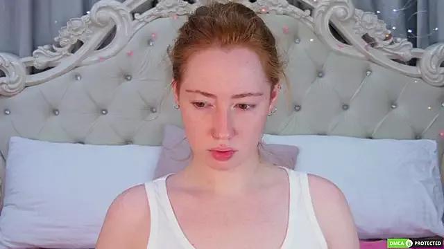 TinaBrook on StripChat 