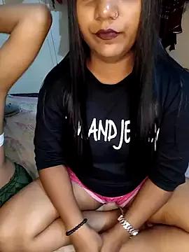 Unique_MomandDaughterrs