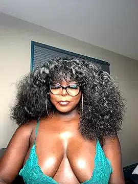 Freechat WomanNextdoor1 on StripChat