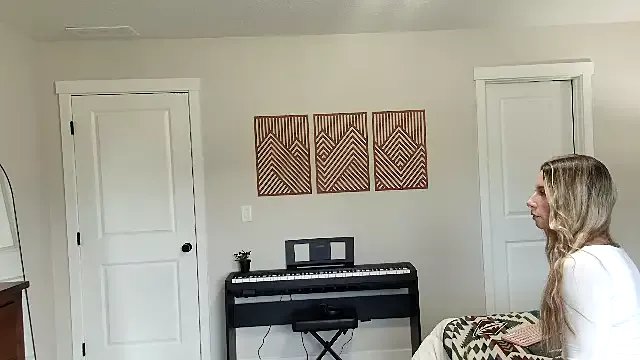 xxyourgirlblair on StripChat 