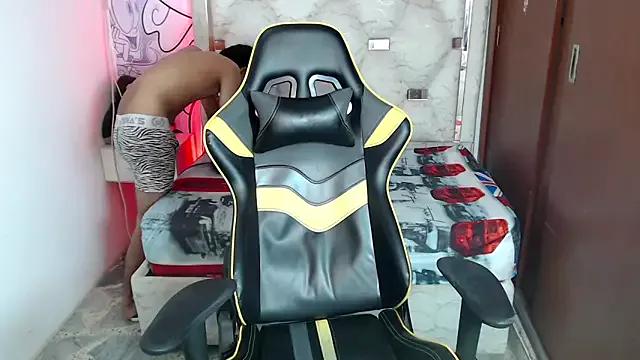 yiisu_ on StripChat