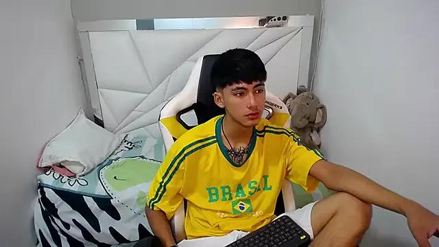 yiisu_ on StripChat 