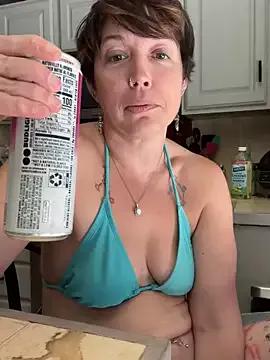 YogaHottie76 on StripChat 