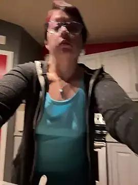 YogaHottie76 on StripChat 