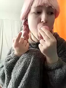 Yoonhee_Kiss on StripChat 