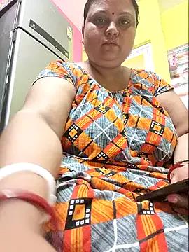 yourssoumi on StripChat 