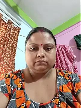 yourssoumi on StripChat 
